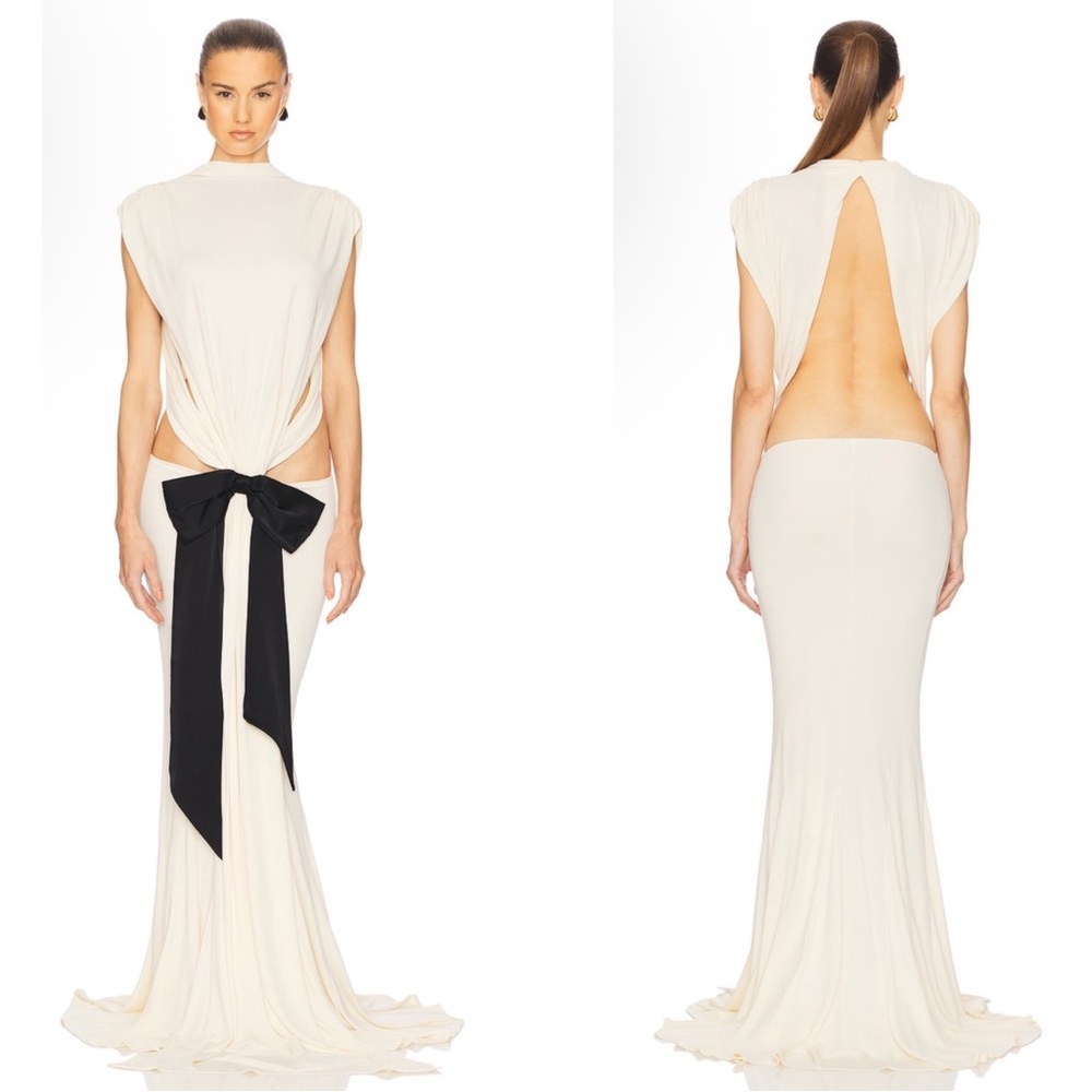 Elegant Cream Maxi Dress with Black Bow
